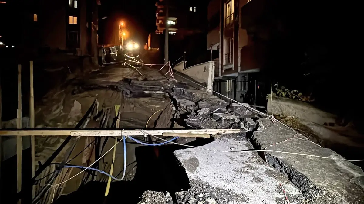 karabukte yol coktu HR7tBEUv