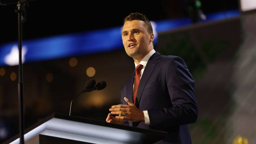 ABD, öldürülen aktivist Kirk’le ilgili paylaşımları nedeniyle 6 yabancının vizesini iptal etti abd oldurulen aktivist kirkle ilgili paylasimlari nedeniyle 6 yabancinin vizesini iptal etti XeM1eltF.jpeg