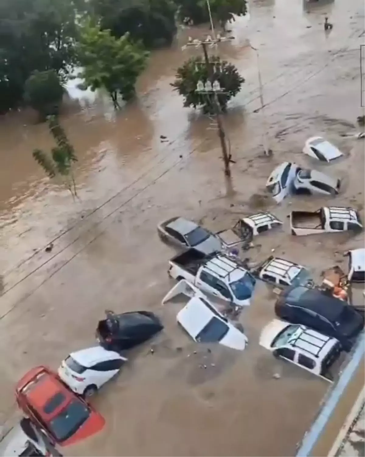Meksika’da Şiddetli Yağışlar Nedeniyle Ölü Sayısı 47’ye Yükseldi meksikada siddetli yagislar nedeniyle olu sayisi 47ye yukseldi iJpBROuC.jpg