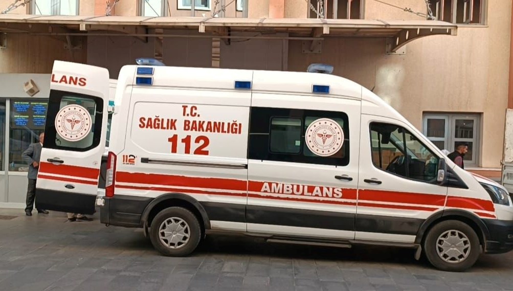 trabzon yolunda mola verdiler 35 yolcu hastanelik oldu a9ad9qDg