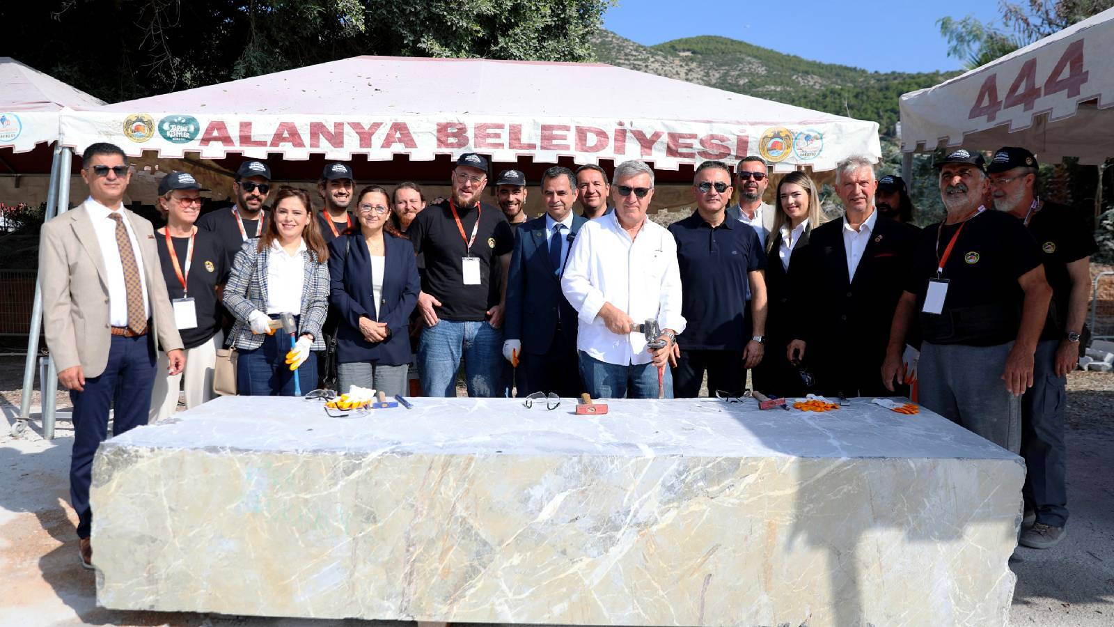 alanyada uluslararasi alanya tas heykel sempozyumu basladi MMHixZFK.jpg