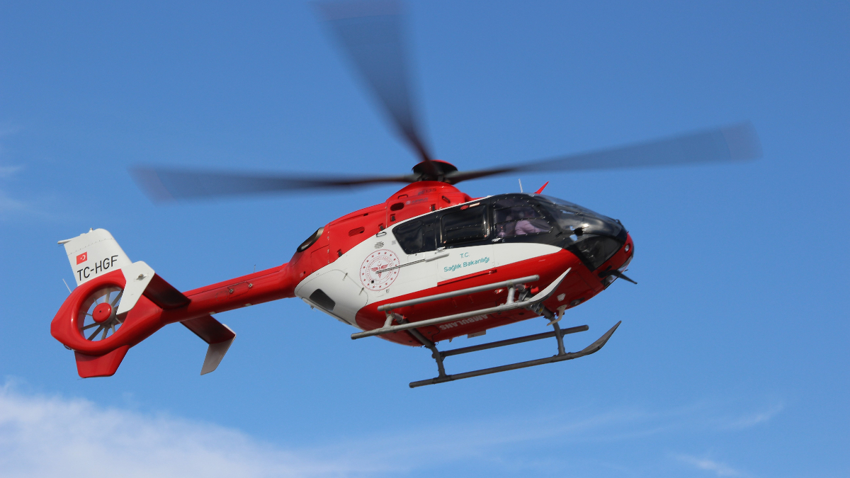 corumda helikopter ambulans kazada yaralanan cocuk icin havalandi ZJhTv148.jpg