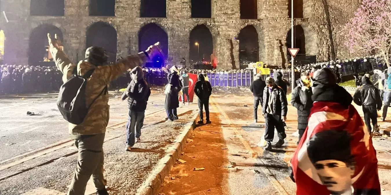 sarachane davasinda mahkeme 109 sanigin beraatina karar verdi XXP23AcE.jpg