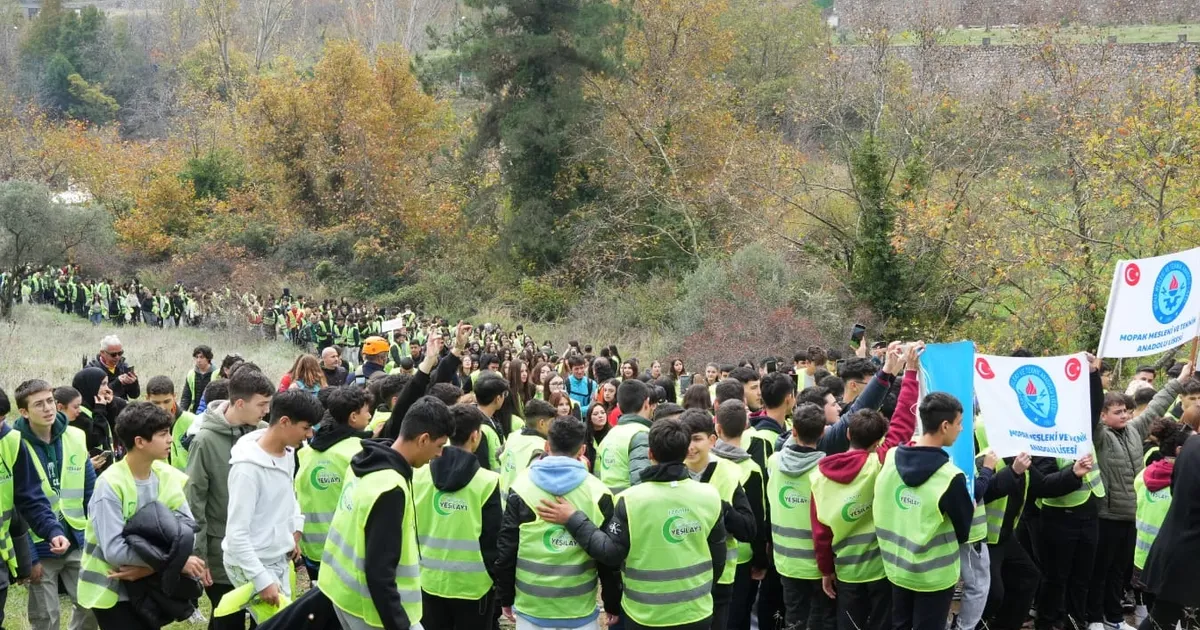 Yeşilay’dan yeşil İzmir adımı