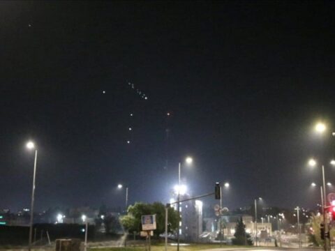 İran Devrim Muhafızları’ndan Tel Aviv’e Yönelik Saldırılar Artıyor