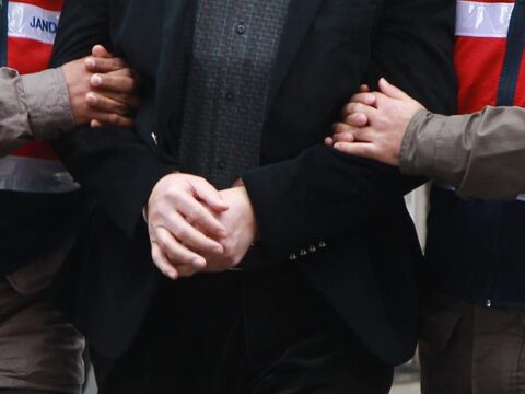 “Eminanç Kardeşler” Suç Çetesi Çökertildi: Eş Zamanlı Operasyonla Haraç Çetesi Yakalandı