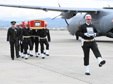 Katar’daki Helikopter Kazasında Şehit Olan Binbaşı Sinan Taştekin’e Son Veda