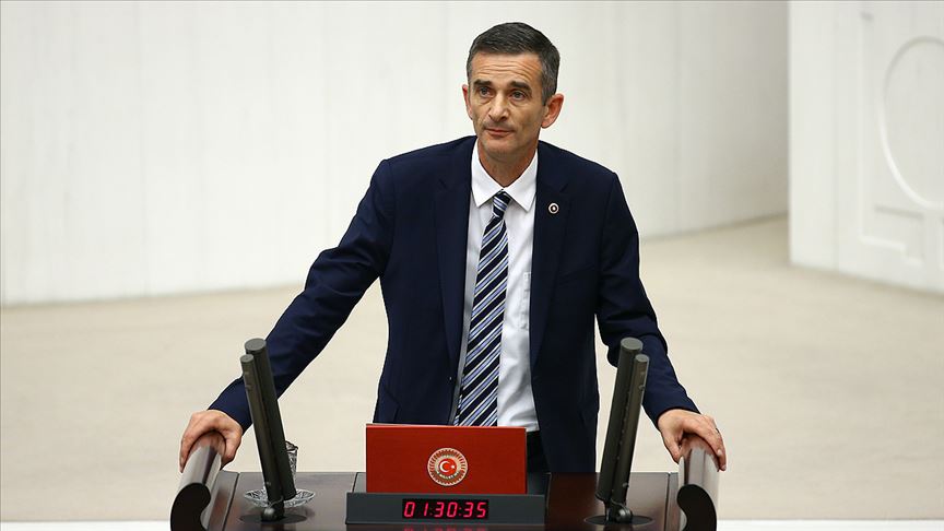 Ümit Dikbayır CHP’den istifa etti